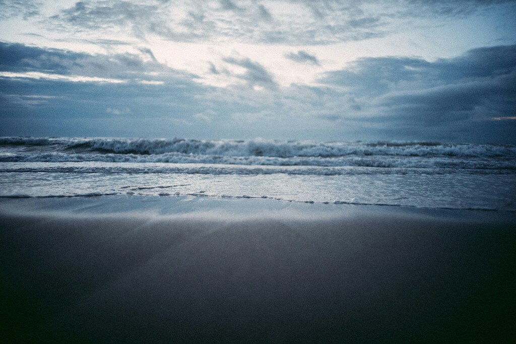 How Salt Water Can Affect Your Beachside Home 